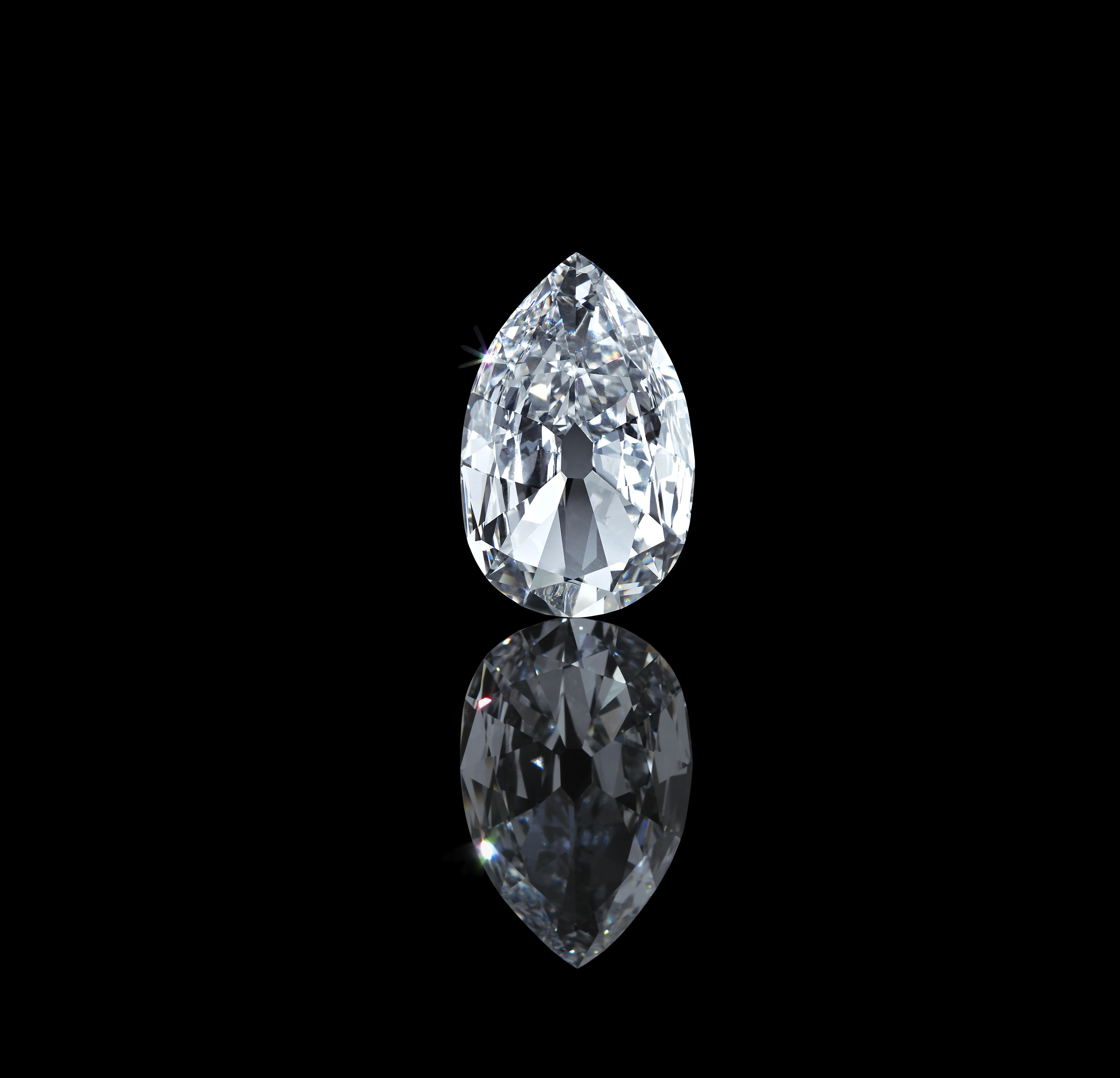 10._Arcot_II_diamond_1760_modified_1959_and_2011_India