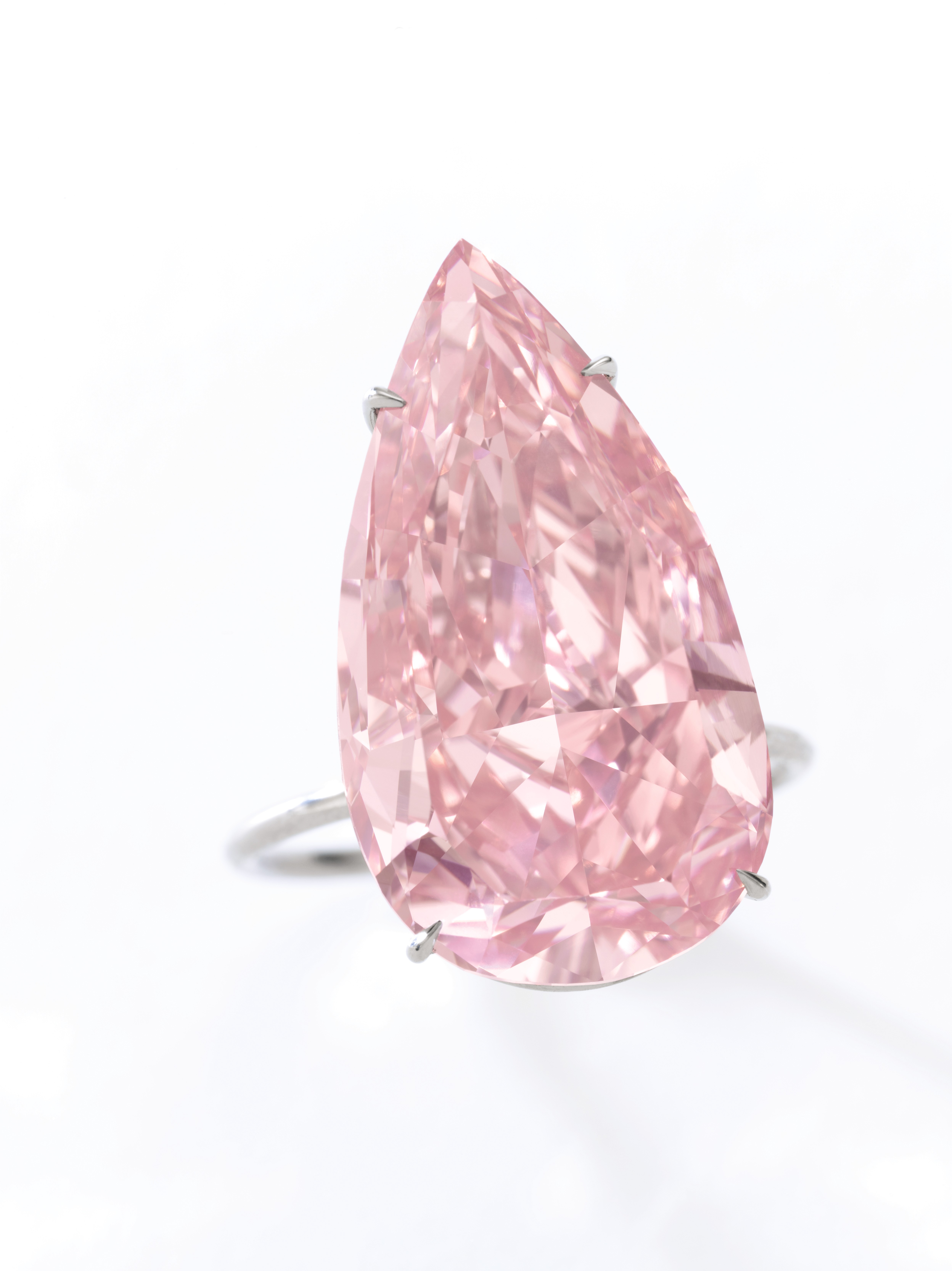 Lot 495 - The Unique Pink